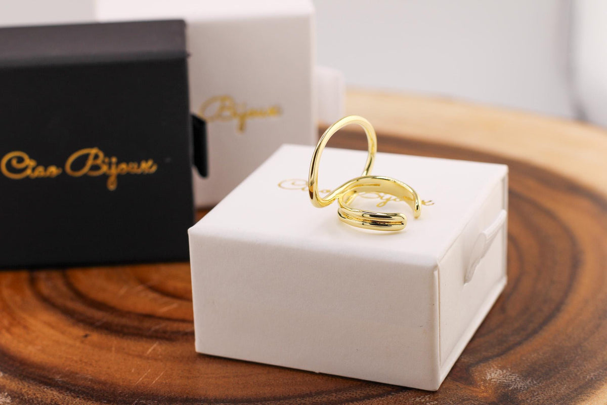 Gold Oversized Loop Statement Ring: Adjustable Modern Knot Design