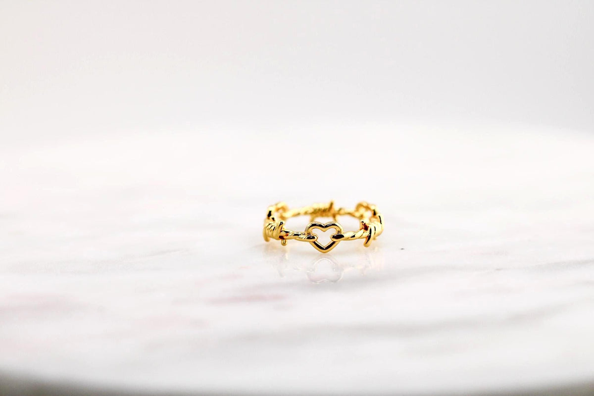 Heart Knot Stacking Ring/Gift For Her/Delicate Gold Knot Band Ring/Friendship Jewelry/Minimalist Best Friend Gift